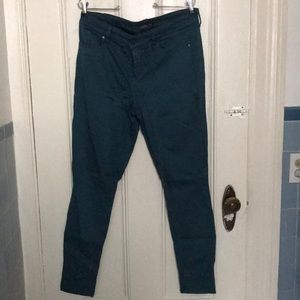Level 99 Teal Super Soft Jeans size 32